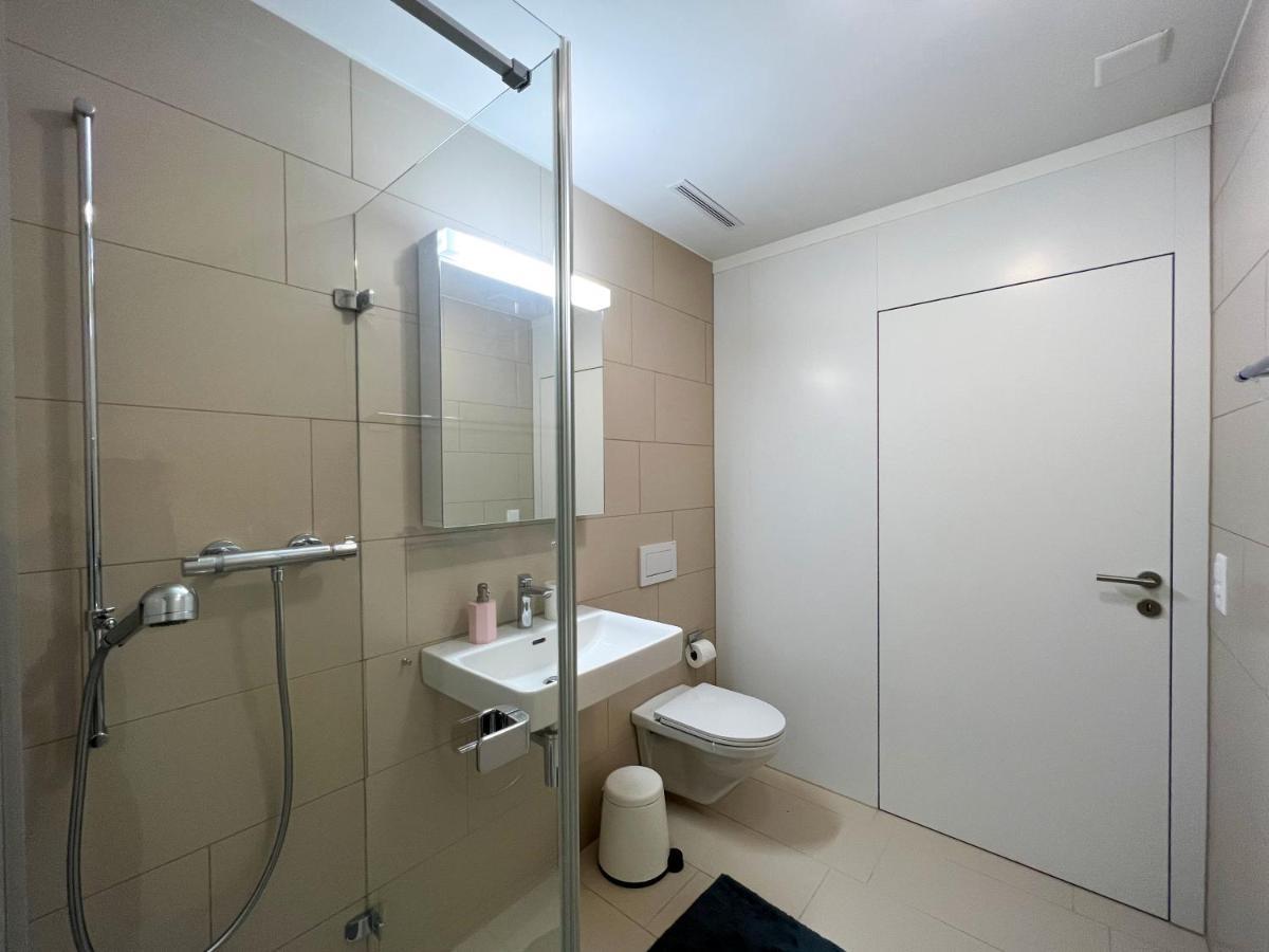 Lavish 4.5 Rooms Furnished Apartment @Glattbrugg Opfikon-Glattbrugg エクステリア 写真